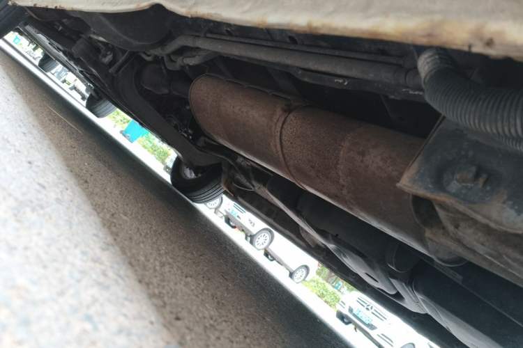 Used SAIC MAXUS G10 2014 2.0T Automatic Elite Edition Chassis Rear Left