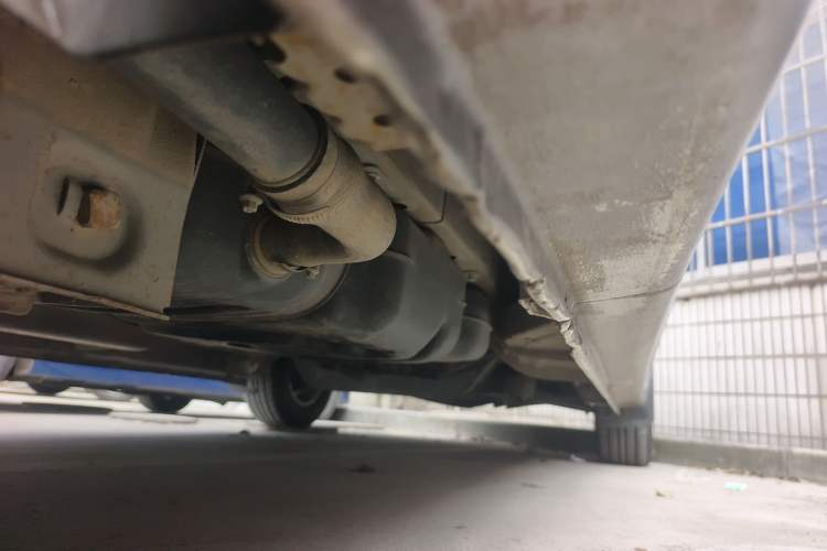 Used SAIC MAXUS G10 2014 2.0T Automatic Elite Edition Chassis Rear Right