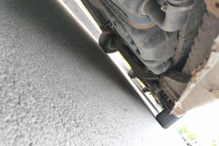 Used SAIC MAXUS G10 2014 2.0T Automatic Elite Edition Chassis Rear Right