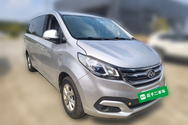 Used SAIC MAXUS G10 2014 2.0T Automatic Elite Edition Front Right 45 Deg