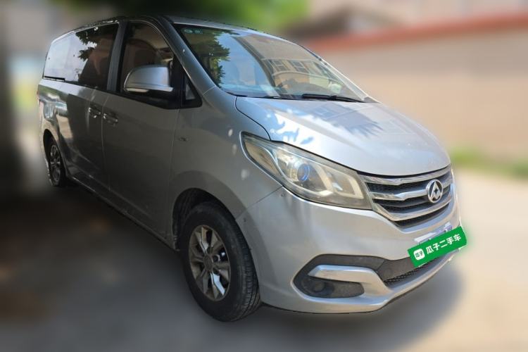 Used SAIC MAXUS G10 2014 2.0T Automatic Elite Edition Front Right 45 Deg
