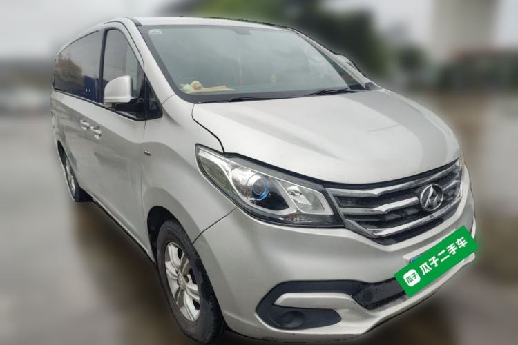 Used SAIC MAXUS G10 2014 2.0T Automatic Elite Edition Front Right 45 Deg