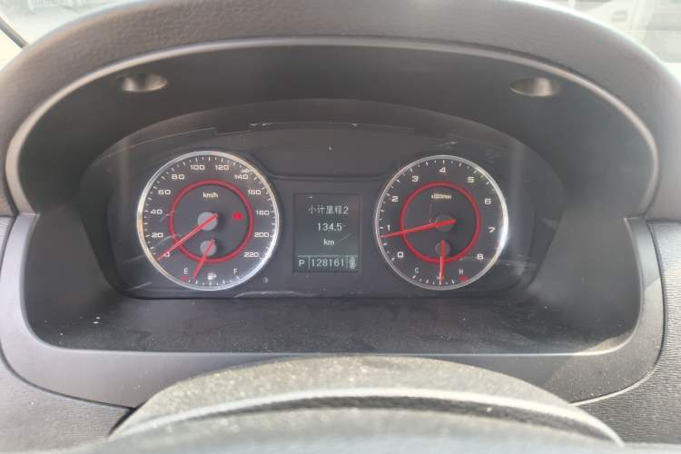 Used SAIC MAXUS G10 2014 2.0T Automatic Elite Edition Instrument Cluster