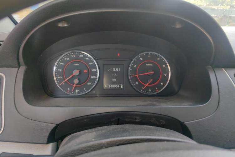 Used SAIC MAXUS G10 2014 2.0T Automatic Elite Edition Instrument Cluster