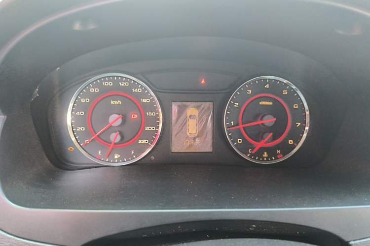Used SAIC MAXUS G10 2014 2.0T Automatic Elite Edition Instrument Cluster