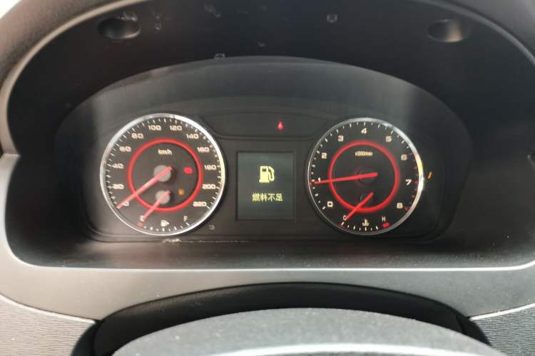 Used SAIC MAXUS G10 2014 2.0T Automatic Elite Edition Instrument Cluster