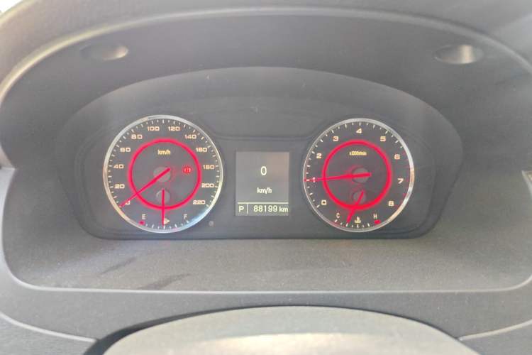 Used SAIC MAXUS G10 2014 2.0T Automatic Elite Edition Instrument Cluster