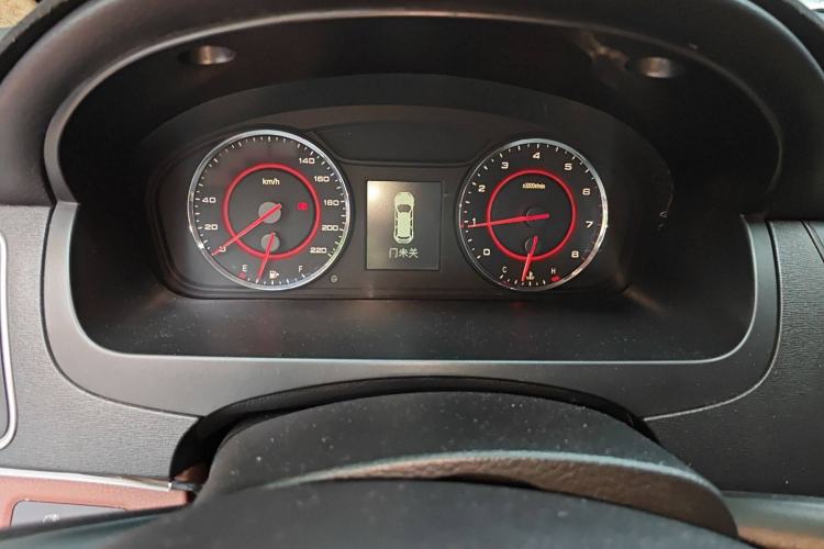 Used SAIC MAXUS G10 2014 2.0T Automatic Elite Edition Instrument Cluster