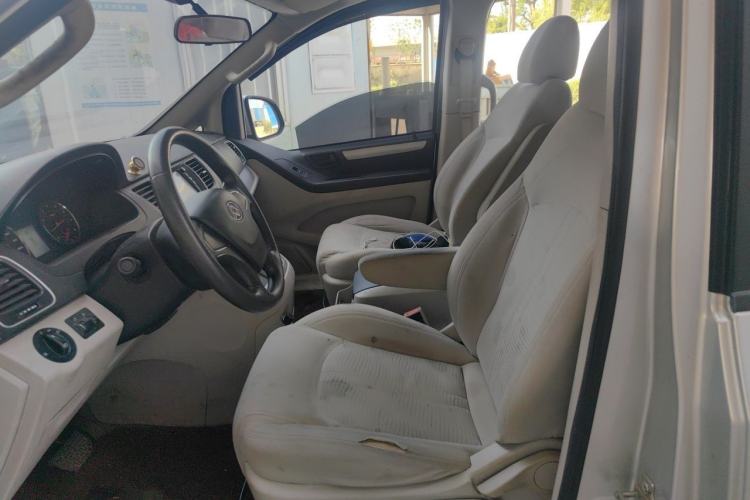 Used SAIC MAXUS G10 2014 2.0T Automatic Elite Edition Left Front Seat