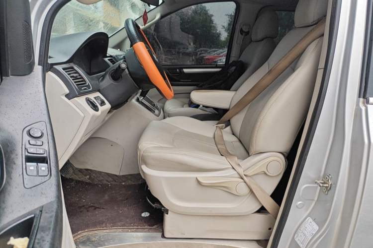 Used SAIC MAXUS G10  Left Front Seat