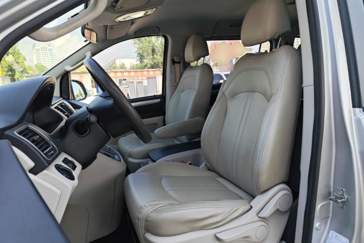 Used SAIC MAXUS G10 2014 2.0T Automatic Elite Edition Left Front Seat
