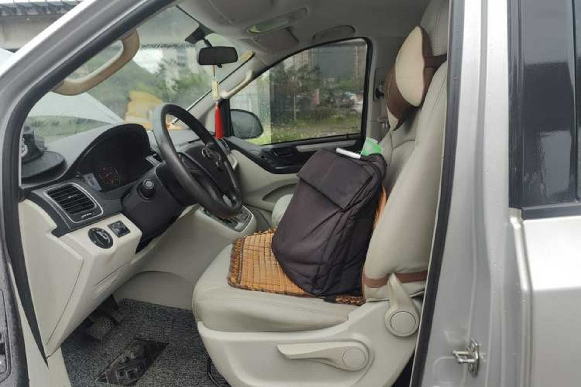 Used SAIC MAXUS G10 2014 2.0T Automatic Elite Edition Left Front Seat