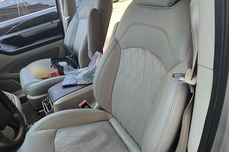 Used SAIC MAXUS G10 2014 2.0T Automatic Elite Edition Left Rear Seat