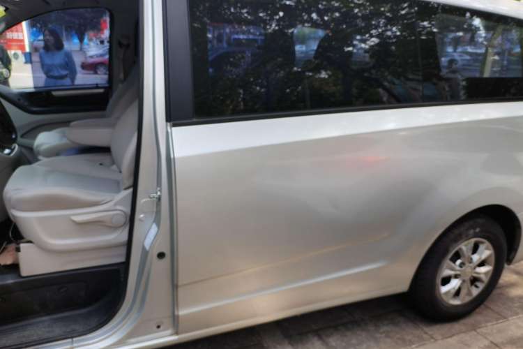 Used SAIC MAXUS G10 2014 2.0T Automatic Elite Edition Left Rear Seat