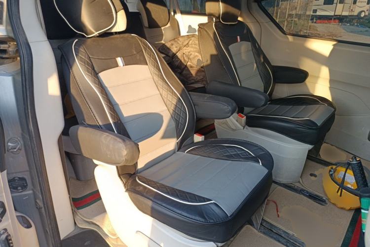 Used SAIC MAXUS G10 2014 2.0T Automatic Elite Edition Left Rear Seat