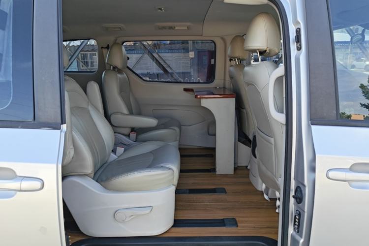 Used SAIC MAXUS G10 2014 2.0T Automatic Elite Edition Left Rear Seat