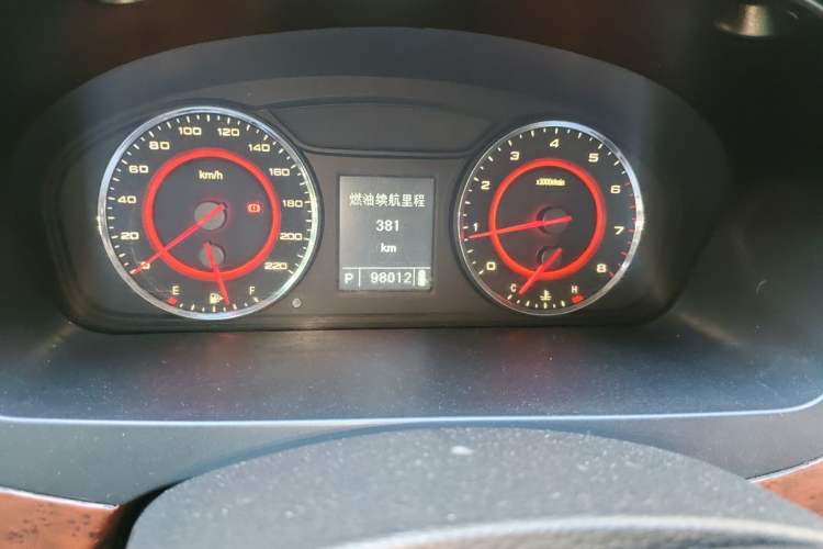 Used SAIC MAXUS G10  Odometer Close Up