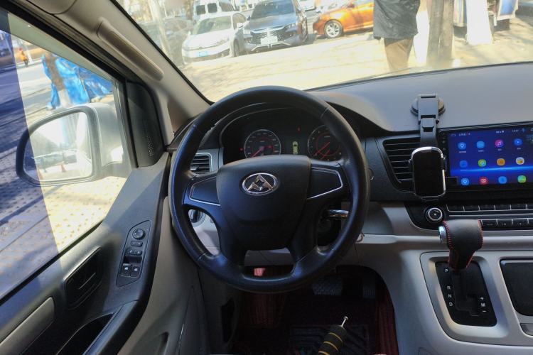 Used SAIC MAXUS G10 2014 2.0T Automatic Elite Edition Steering Wheel