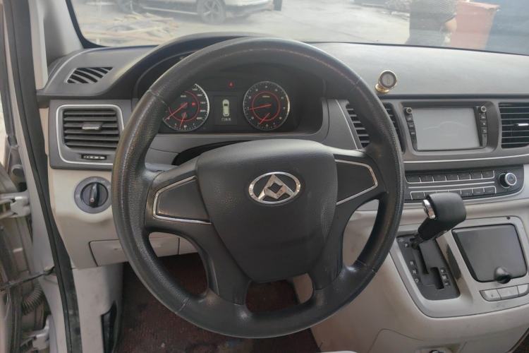 Used SAIC MAXUS G10 2014 2.0T Automatic Elite Edition Steering Wheel
