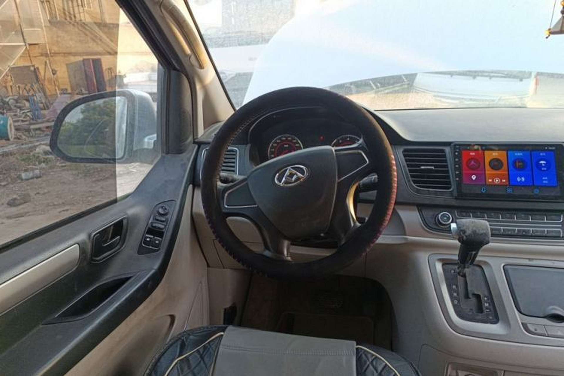 Used SAIC MAXUS G10 2014 2.0T Automatic Elite Edition Steering Wheel