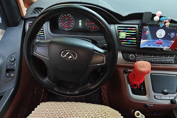 Used SAIC MAXUS G10 2014 2.0T Automatic Elite Edition Steering Wheel