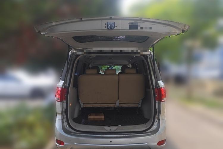 Used SAIC MAXUS G10 2014 2.0T Automatic Elite Edition Trunk