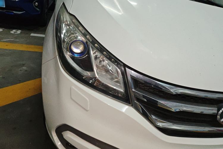 Used SAIC MAXUS G10 2014 2.0T Automatic Luxury Executive Edition Exterior 3