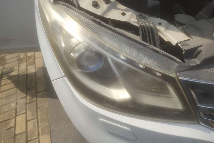 Used SAIC MAXUS G10 2014 2.0T Automatic Luxury Executive Edition Exterior 6