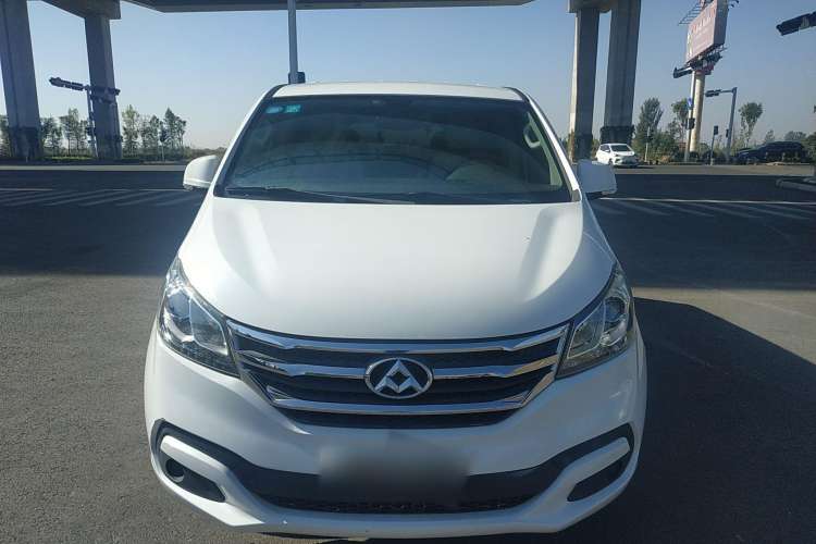 Used SAIC MAXUS G10 2014 2.4L Manual Elite Edition Front