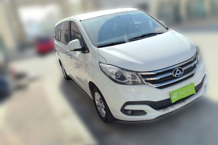Used SAIC MAXUS G10 2014 2.0T Automatic Executive Edition Front Right 45 Deg