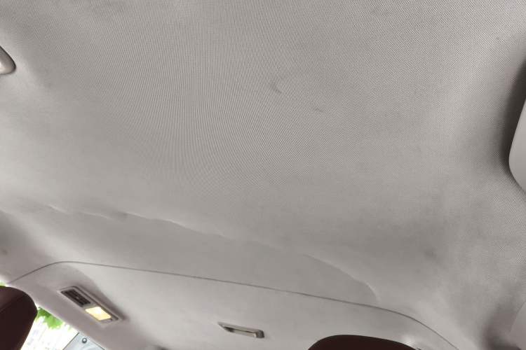 Used SAIC MAXUS G10 2014 2.0T Manual Elite Edition Headliner