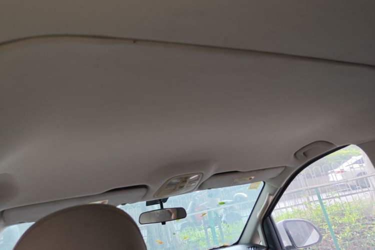 Used SAIC MAXUS G10 2014 2.0T Manual Elite Edition Headliner