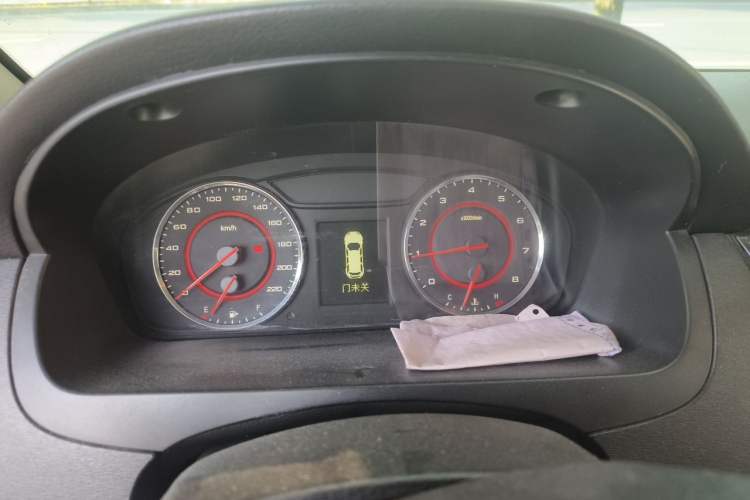 Used SAIC MAXUS G10 2014 2.0T Automatic Elite Edition Instrument Cluster