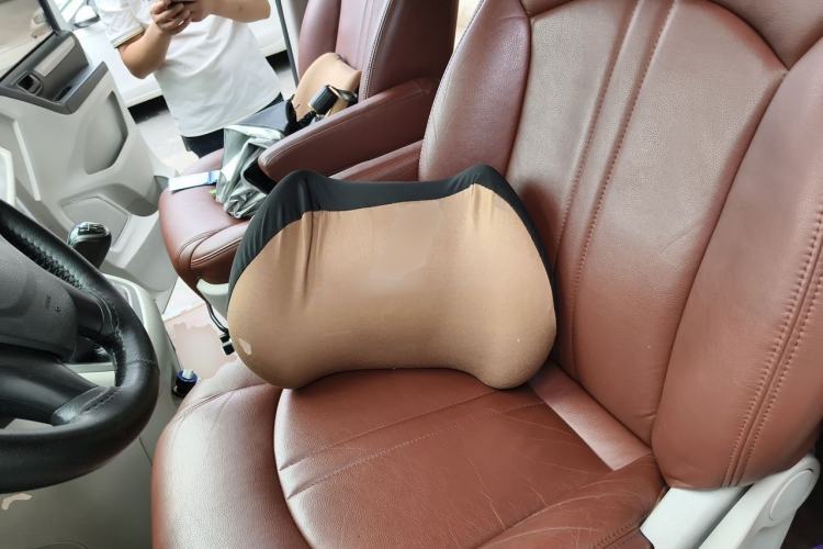 Used SAIC MAXUS G10 2014 2.0T Manual Elite Edition Left Front Seat