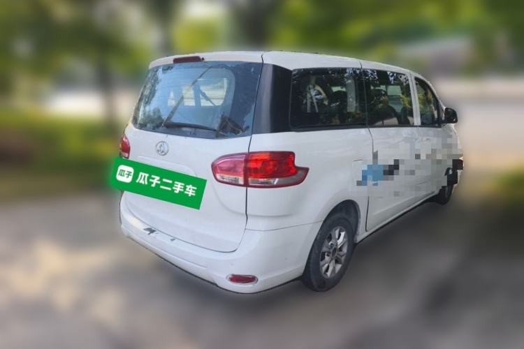 Used SAIC MAXUS G10 2014 2.0T Automatic Elite Edition Rear Right 45 Deg