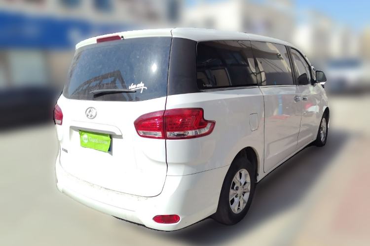 Used SAIC MAXUS G10 2014 2.0T Automatic Executive Edition Rear Right 45 Deg