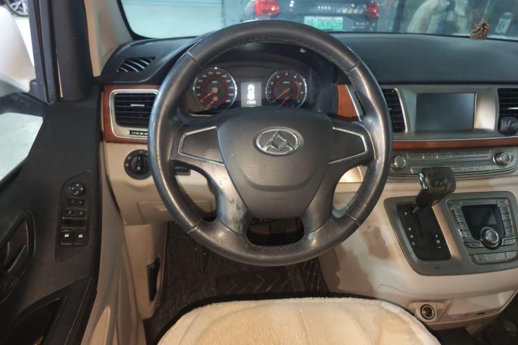 Used SAIC MAXUS G10 2014 2.0T Automatic Luxury Edition Steering Wheel