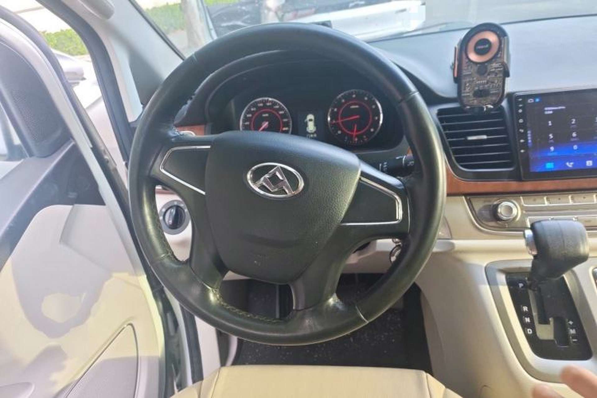 Used SAIC MAXUS G10 2014 2.0T Automatic Elite Edition Steering Wheel