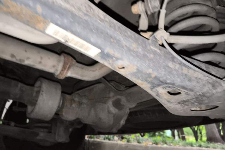 Used SAIC MAXUS G10 2014 2.0T Manual Elite Edition Chassis Rear