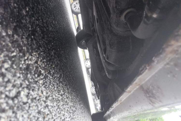 Used SAIC MAXUS G10 2014 2.0T Automatic Elite Edition Chassis Rear Right