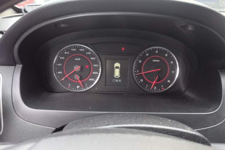 Used SAIC MAXUS G10 2014 2.0T Automatic Elite Edition Instrument Cluster