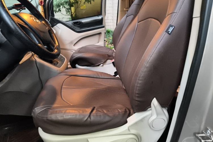 Used SAIC MAXUS G10 2014 2.0T Manual Elite Edition Left Front Seat
