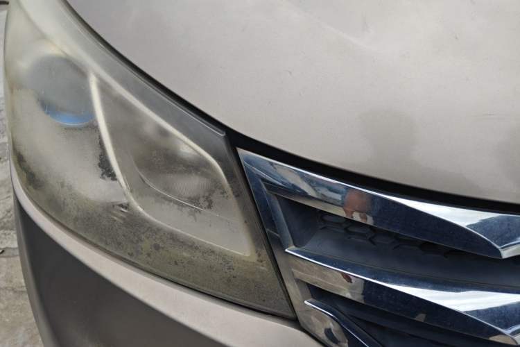 Used SAIC MAXUS G10 2014 2.0T Automatic Elite Edition Right Front Headlight