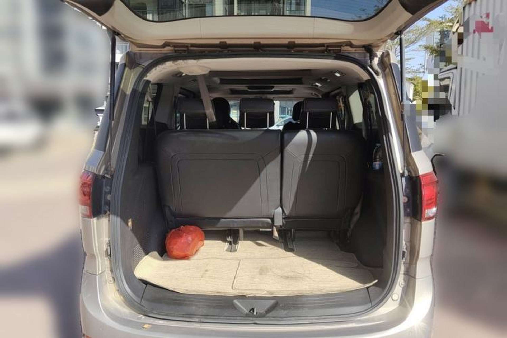Used SAIC MAXUS G10 2014 2.0T Automatic Luxury Executive Edition Trunk