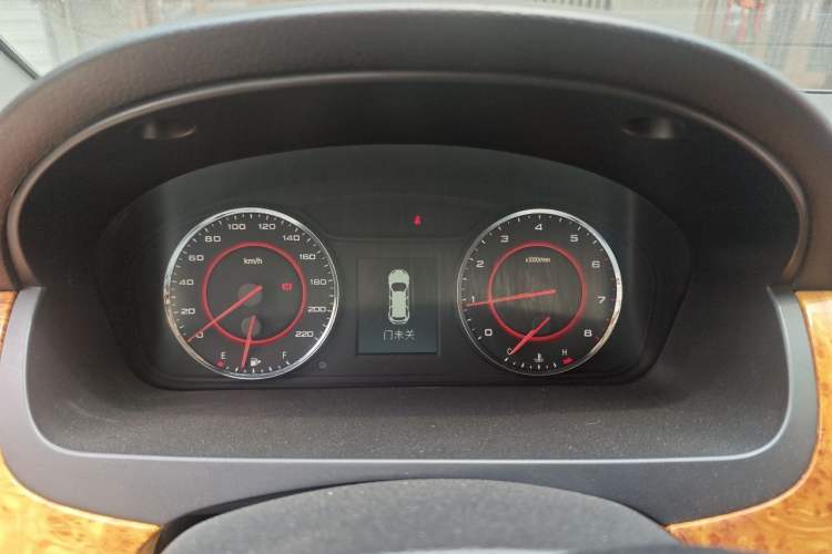 Used SAIC MAXUS G10  Instrument Cluster