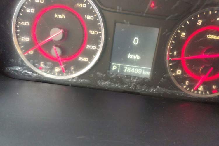 Used SAIC MAXUS G10  Odometer Close Up