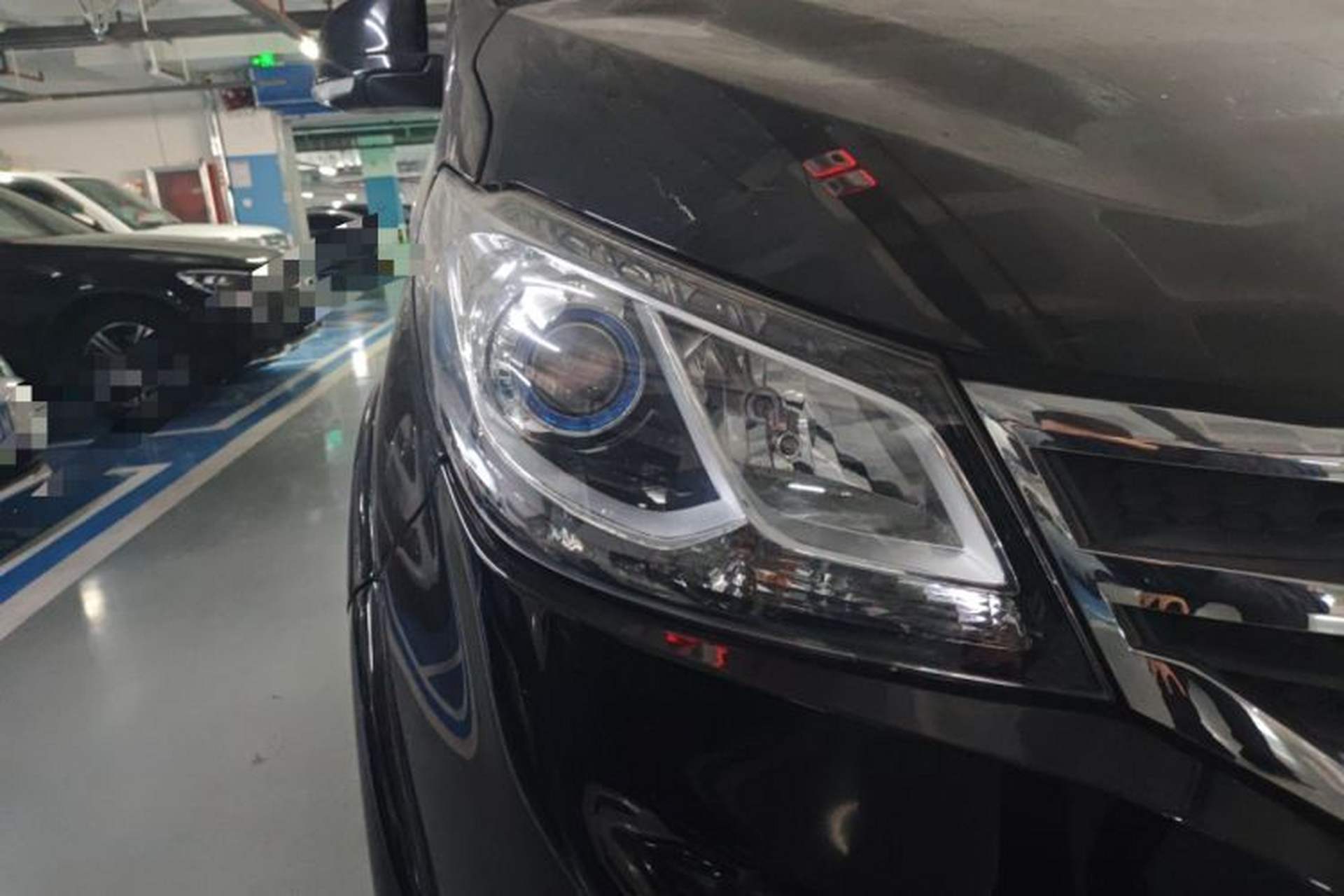 Used SAIC MAXUS G10  Right Front Headlight