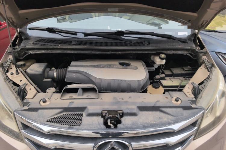 Used SAIC MAXUS G10 2015 2.0T Automatic Anniversary Edition Engine Bay