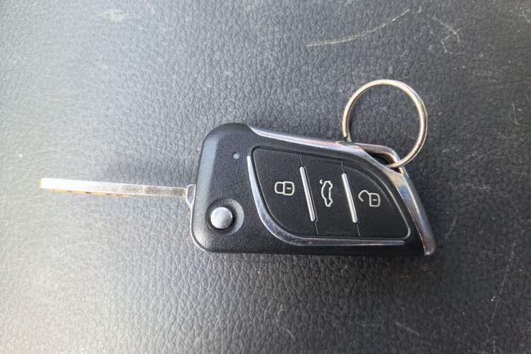 Used SAIC MAXUS G10 2015 2.0T Automatic Anniversary Edition Vehicle Key
