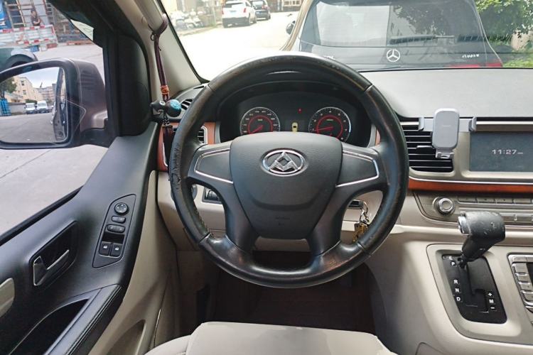 Used SAIC MAXUS G10 2015 2.0T Automatic Anniversary Edition Steering Wheel